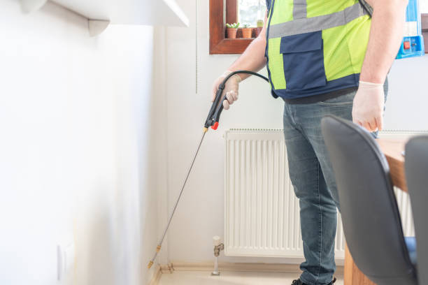 Best Emergency Pest Control  in Adams, WI
